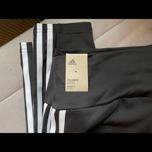 Adidas 7/8 length high rise leggings NWT
